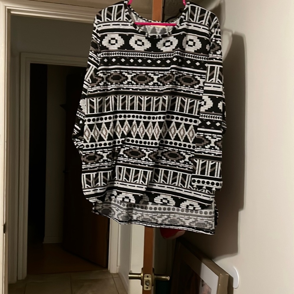 Bobbie brooks long sleeve fleece like top